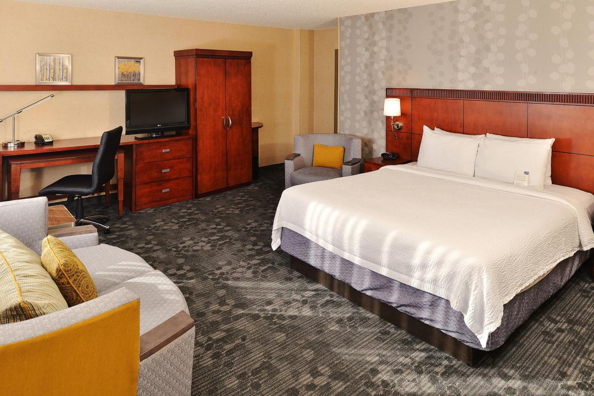 Courtyard By Marriott Denver Cherry Creek Экстерьер фото