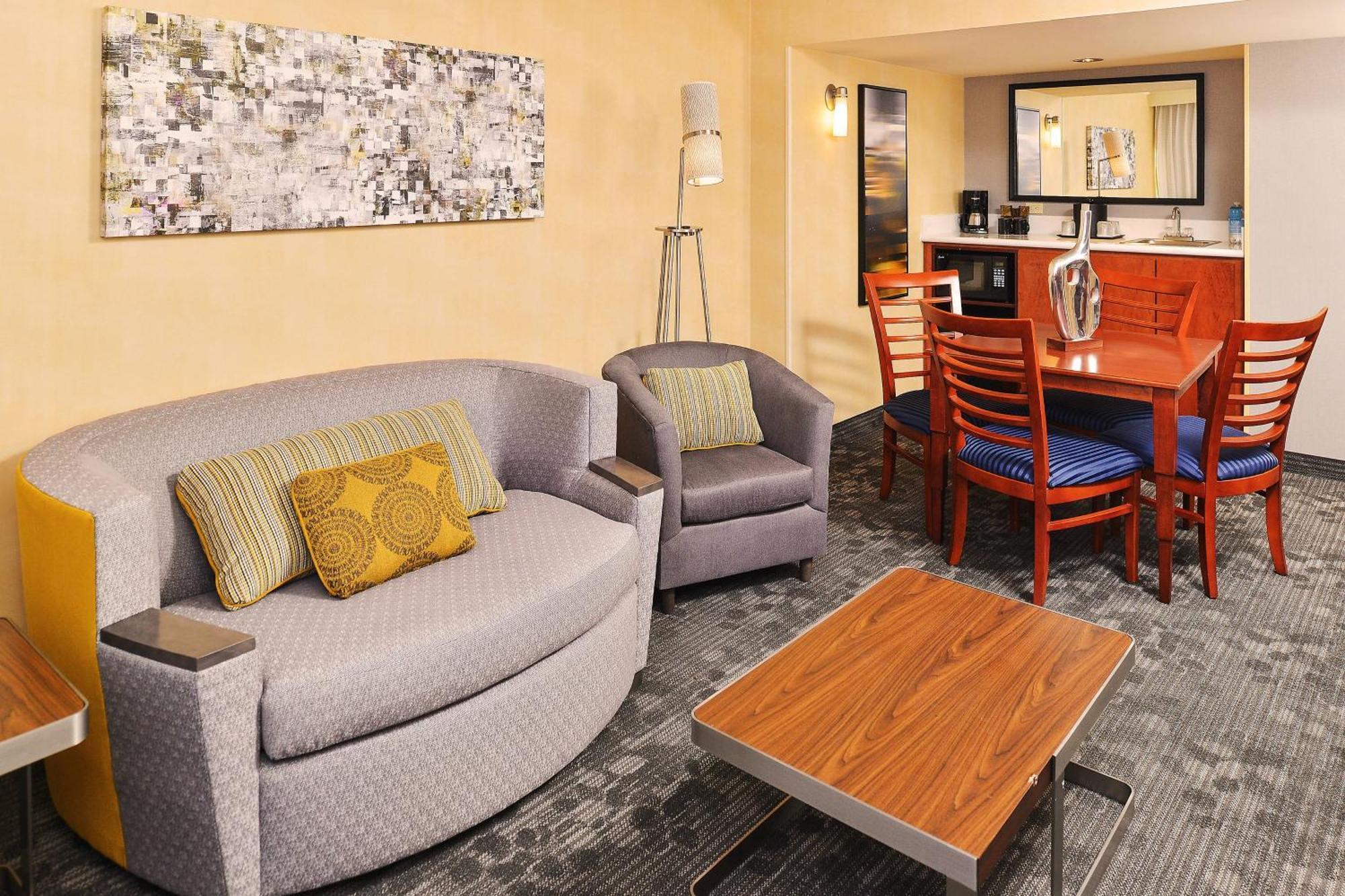 Courtyard By Marriott Denver Cherry Creek Экстерьер фото