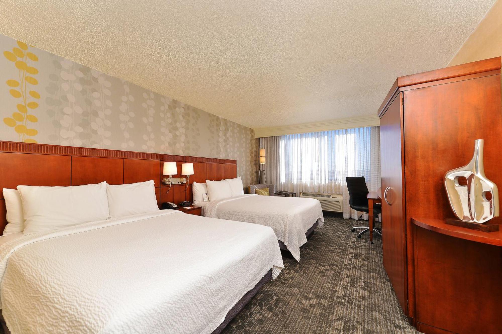 Courtyard By Marriott Denver Cherry Creek Экстерьер фото