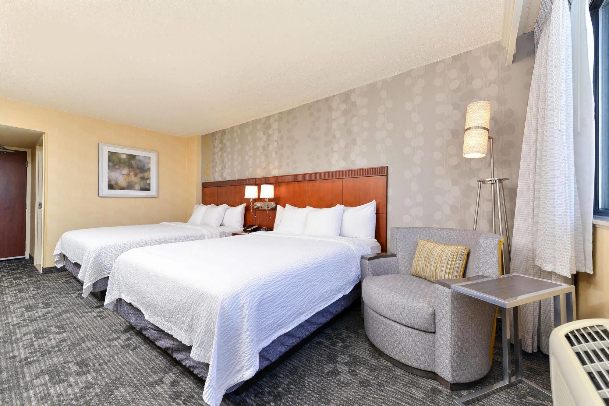 Courtyard By Marriott Denver Cherry Creek Экстерьер фото