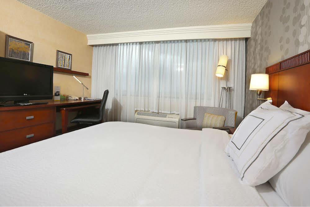 Courtyard By Marriott Denver Cherry Creek Экстерьер фото
